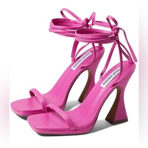 Steve Madden Lafayette Sandal - Sz. 8.5